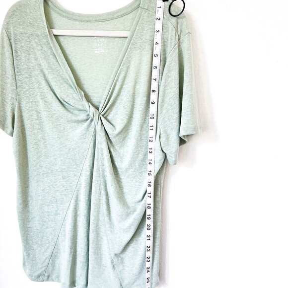 NWT a new day mint green twist front v-neck top - Picture 2 of 4